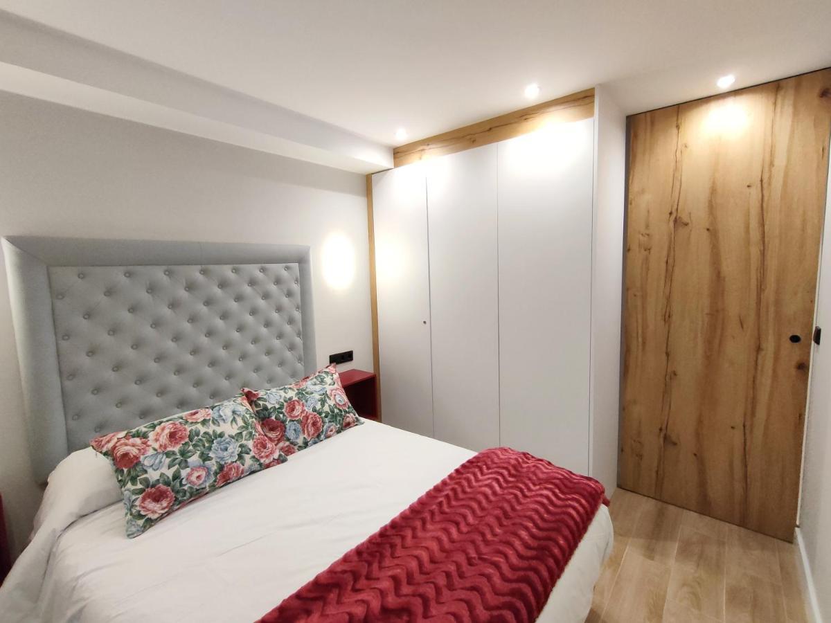 Oviedo Centro Santa Clara Piso De Lujo Leilighet Eksteriør bilde